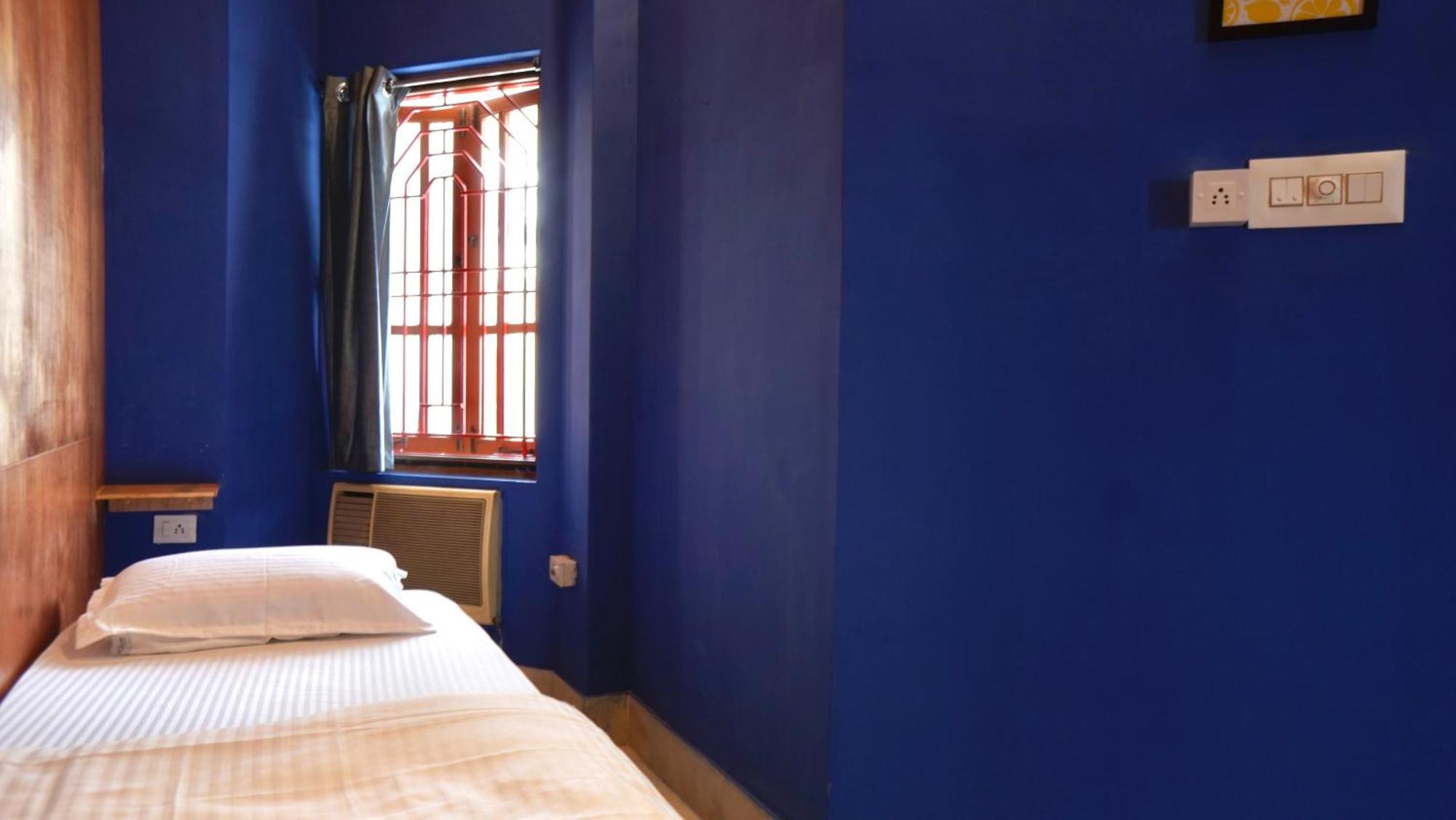 Roambay - Gokulam Hostel Májszúr Kültér fotó