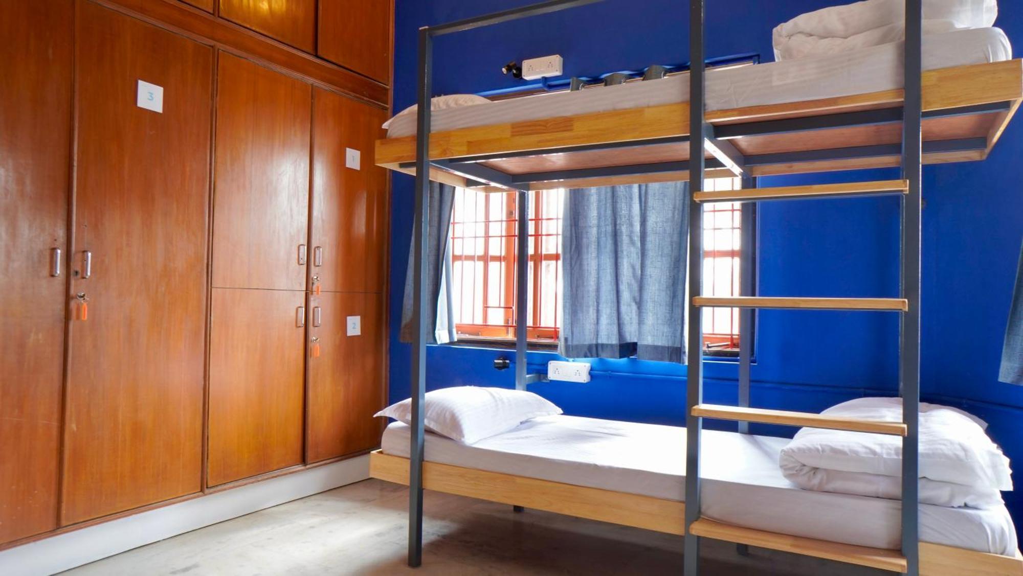 Roambay - Gokulam Hostel Májszúr Kültér fotó